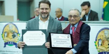 Deputado Alex Redano é homenageado como membro benemérito pela Academia Rondoniense de Letras