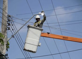 Sancionada lei que aumenta pena para roubo e furto de cabos elétricos e de telefonia