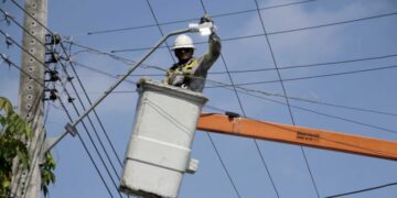 Sancionada lei que aumenta pena para roubo e furto de cabos elétricos e de telefonia