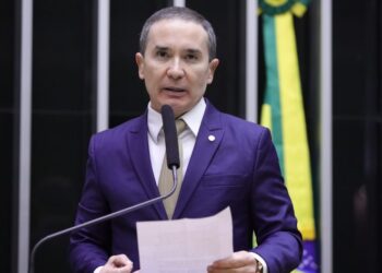 Comissão aprova projeto que descriminaliza alerta a mulher sobre antecedentes criminais de parceiro