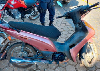 POLÍCIA MILITAR RECUPERA MOTOCICLETA COM RESTRIÇÃO DE FURTO/ROUBO