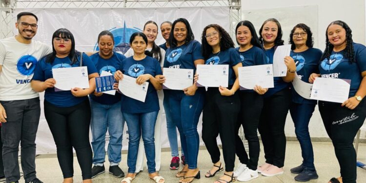 De vendedora de espetinho a pizzaiola, concluinte do Vencer já planeja fazer novo curso para avançar no empreendedorismo