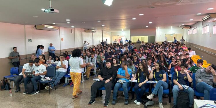 Presidente da Assembleia comemora sucesso do Acelero Enem 2025 em vários municípios de Rondônia