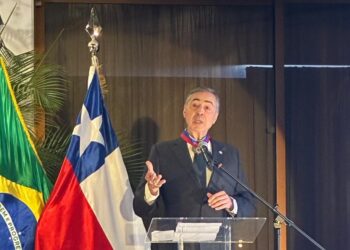 Presidente do STF recebe comenda do governo chileno por atuação em defesa da democracia