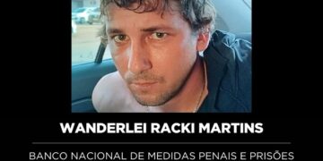 AJUDE A ENCONTRAR : WANDERLEI RACKI MARTINS principais suspeito de matar e queimar o corpo da vítima.
