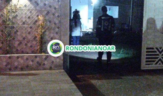 FEMINICIDIO: Mulher é morta pelo marido com uma facada nas costas