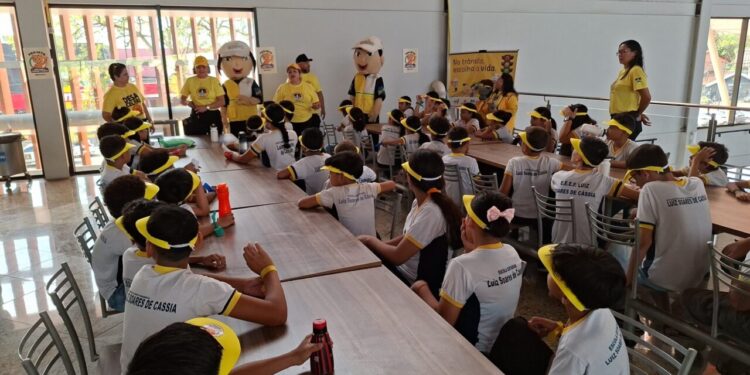 Segunda edição do projeto Agente Mirim no Trânsito é encerrada com atividade prática na rodoviária de Porto Velho