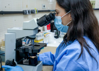 Diagnósticos e tratamentos para malária e hepatites virais são oferecidos pelo Centro de Pesquisa em Medicina de Rondônia