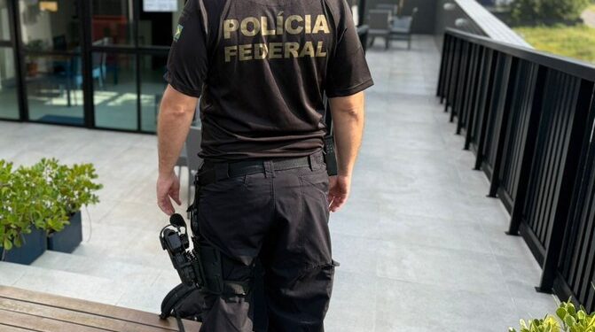 PF deflagra operação contra tráfico de drogas e lavagem de dinheiro