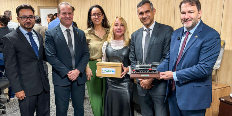 Presidente da Assembleia recebe Procurador-Geral de Justiça e reforça parceria institucional entre Assembleia e Ministério Público