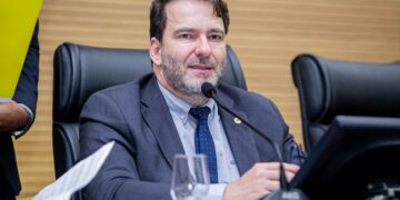 Deputado Alex Redano solicita operação tapa-buracos entre Ariquemes e o Distrito de Quinto Bec, em Machadinho do Oeste