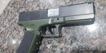 POLÍCIA MILITAR AGE RÁPIDO E PRENDE DUPLA SUSPEITA DE ROUBOS DE MOTOCICLETAS EM CACOAL