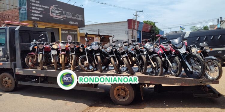 Moto recuperadas em Porto Velho são encaminhadas para depósito da polícia