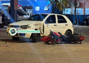 JPII: Motoboy fica gravemente ferido ao colidir em carro em frente ao hospital