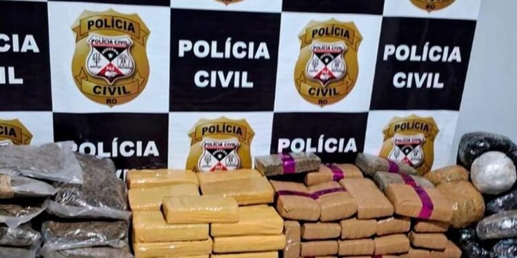 POLÍCIA CIVIL E IBAMA APREENDEM QUASE 200 KG DE DROGAS EM OPERAÇÃO NO RIO GUAPORÉ