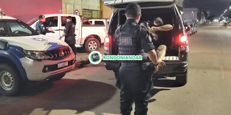 Traficante joga droga do carro e é preso após tiroteio e perseguição no centro de Porto Velho – VEJA O VÍDEO