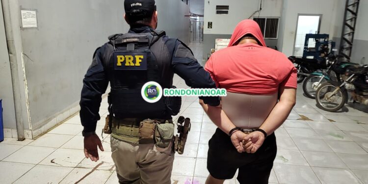 Homem é preso com droga dentro de veículo na BR-364, em Porto Velho