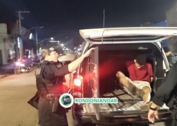  SAINDO DO PONTO DE DISTRIBUIÇÃO: POLÍCIA MILITAR FLAGRA JOVEM COM DROGAS ESCONDIDAS EM MOCHILA