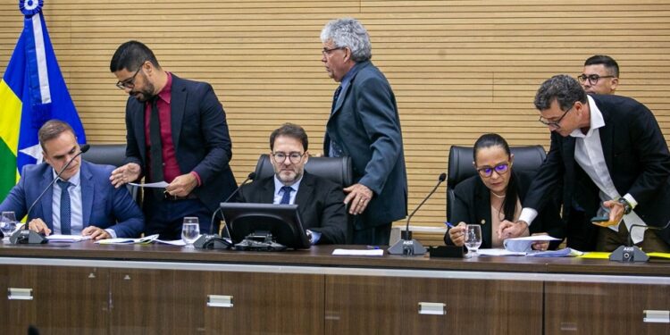 Assembleia avança na implantação das novas regras para adequação na LGPD