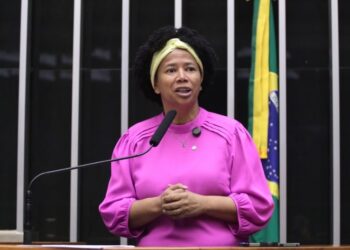 Aprovado projeto relatado pela deputada Silvia Cristina, que garante testes genéticos para prevenir o câncer