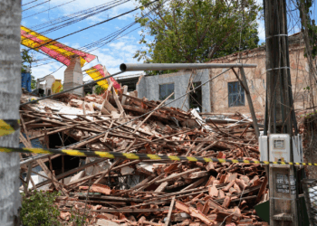 Defesa Civil Municipal realiza vistoria em casa que desabou em Porto Velho