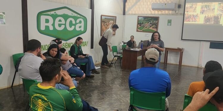 Trabalho técnico elabora documentação para criação de associação de produtores da Ponta do Abunã