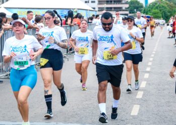 3ª Corrida da Democracia reúne 2.400 inscritos em celebração aos 42 anos da Alero
