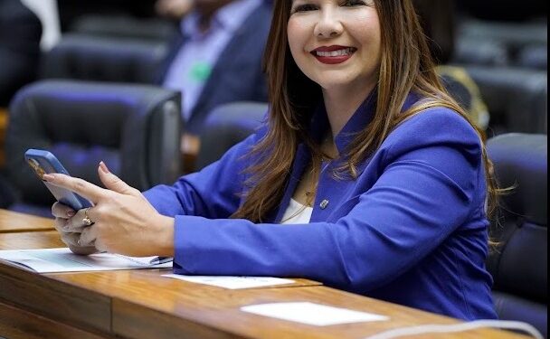 Após vitória no Senado, Cristiane Lopes garante prioridade à aposentadoria integral dos ACS e ACE na Câmara