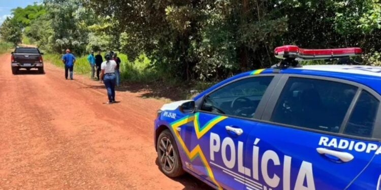 Corpo de homem é encontrado em área de vegetação