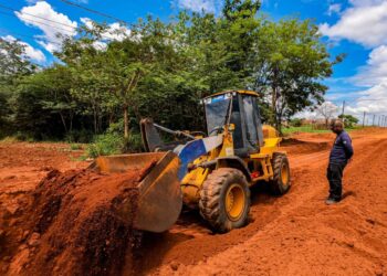 Obras de pavimentação na Linha 625, em Jaru, transformam mobilidade na região