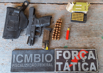 POLÍCIA MILITAR APREENDE ARMA DE FOGO E MUNIÇÕES DURANTE OPERAÇÃO COM ICMBIO