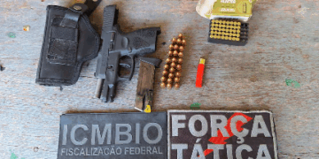POLÍCIA MILITAR APREENDE ARMA DE FOGO E MUNIÇÕES DURANTE OPERAÇÃO COM ICMBIO
