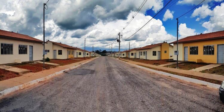 Governo de RO homologa primeiros contratos do programa Meu Sonho e convoca novos beneficiários para análise financeira