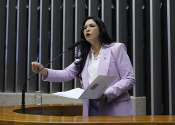 Deputada Cristiane Lopes Vota Favorável ao Projeto que Endurece o Combate às Organizações Criminosas no Brasil