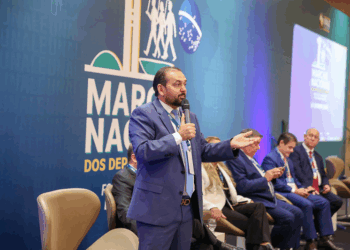Laerte Gomes integra debates da 1ª Marcha Nacional dos Deputados Estaduais e reforça posição contra a PEC 38/2025
