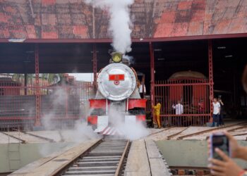 Locomotiva 18 faz nova exibição neste domingo (23)