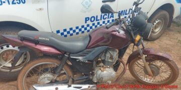 Polícia Militar recupera motocicleta furtada e prende dois suspeitos em Espigão do Oeste
