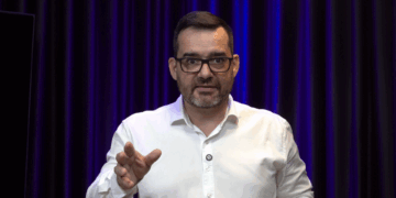 O marketing político do “soma ou some”