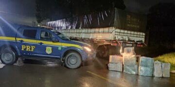 PRF apreende 241 Kg de maconha em Ribas do Rio Pardo (MS)