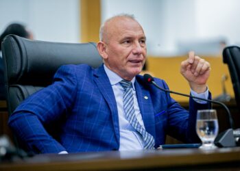 Ezequiel Neiva destaca crescimento da LOA 2026, que prevê orçamento de R$ 18,6 bilhões