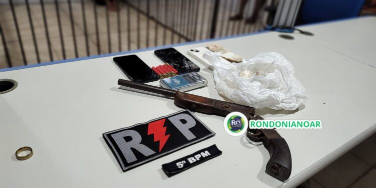 Pai assume o BO do filho após fugir da polícia militar