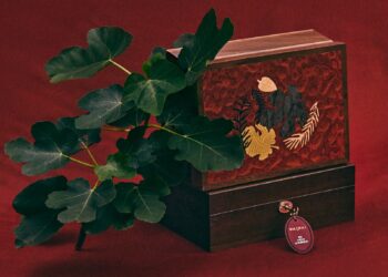 Natura Bothânica e WAIWAI Rio apresentam peça exclusiva e limitada para o Natal 2025