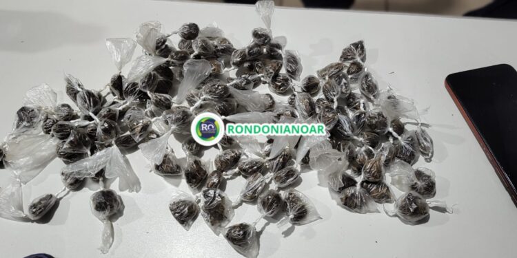 Tarde de ação policial: homem preso e menor apreendido com entorpecentes em PVH