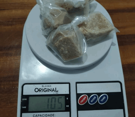 ALTO PARAÍSO – PM APREENDE 105 GRAMAS DE ENTORPECENTE EM AÇÃO CONJUNTA COM NÚCLEO DE INTELIGÊNCIA