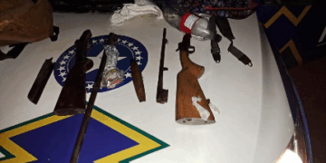 10º BPM – POLÍCIA MILITAR CONDUZ DOIS INDIVÍDUOS COM ARMAS E MUNIÇÕES EM ALTA FLORESTA D’OESTE/RO