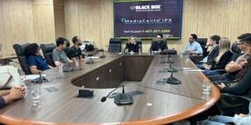 Cláudia de Jesus e Sesdec discutem chamamento de aprovados da Polícia Civil de 2022