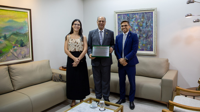 Defensoria Pública homenageia presidente do TJRO por liderança e parceria institucional
