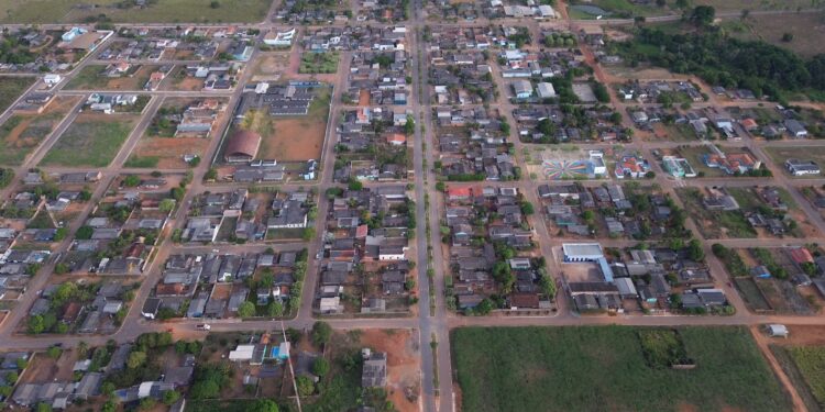 Regularização fundiária avança em Rio Crespo e garante mais segurança jurídica a moradores em 2025