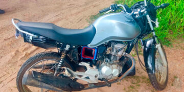 CASTANHEIRAS – MOTOCICLETA FURTADA É RECUPERADA PELA POLÍCIA MILITAR NA LINHA 184