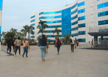 Governo de RO injeta mais de R$ 131 milhões na economia com pagamento da segunda parcela do 13º salário